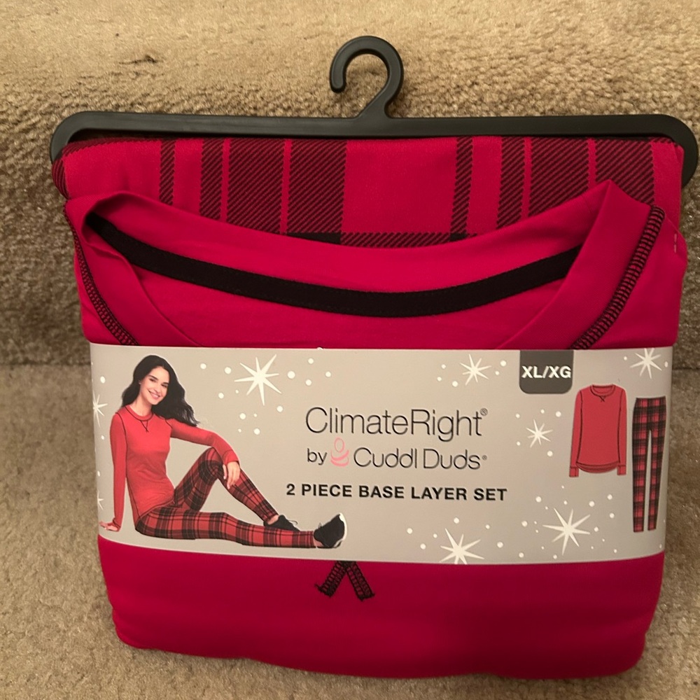 Cuddl Duds Red Plaid Base Layer Set
